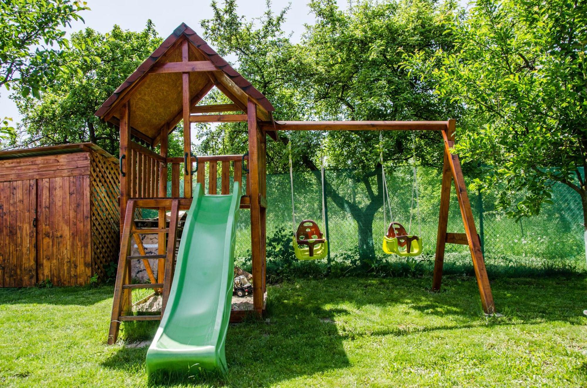 House Garden Turda