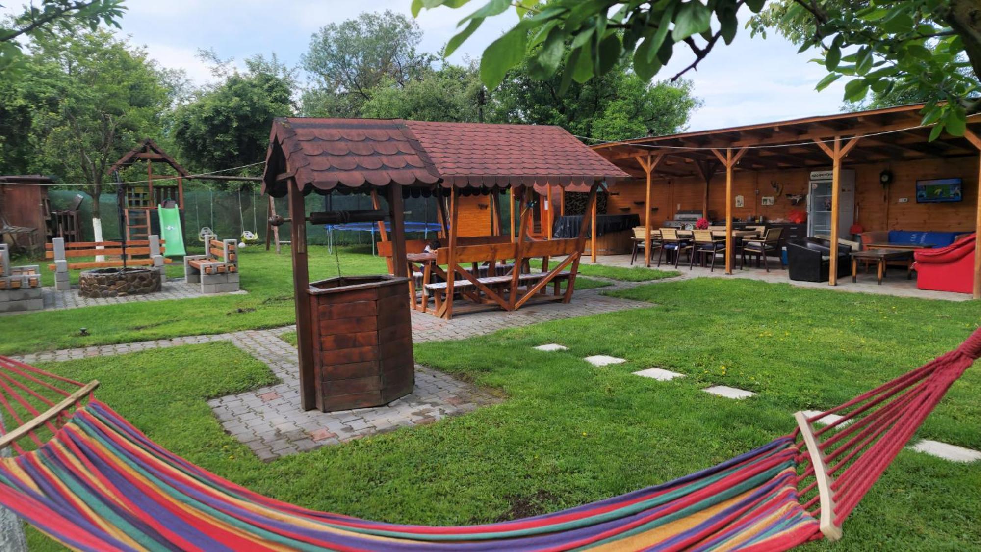 House Garden Turda